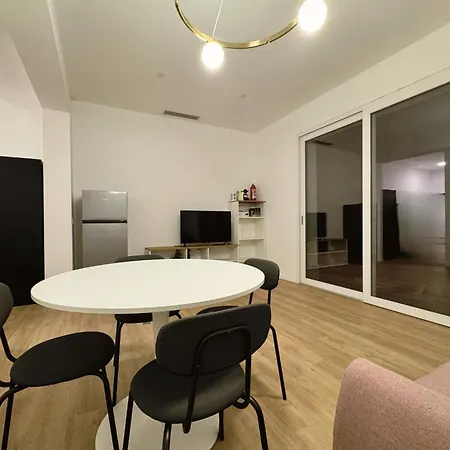 La Casa Di Maty - Stazione Apartamento